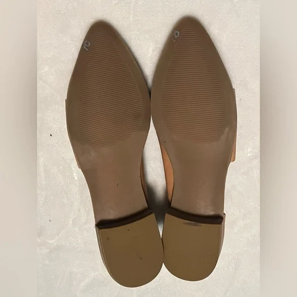 Universal Thread Tan Women's Flats - Picture 5 of 5